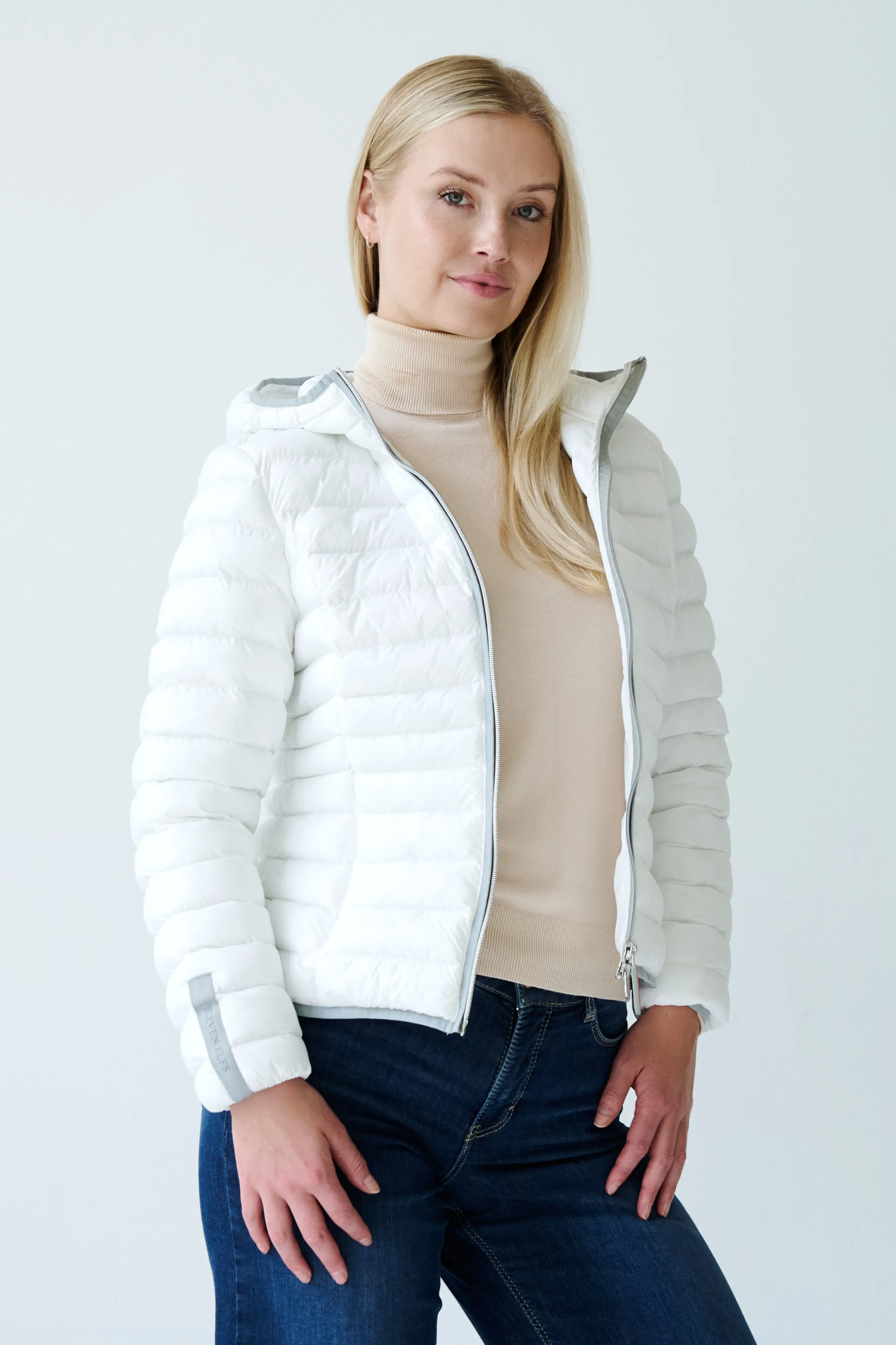 Elfy Vegan Down Short Jacket | White